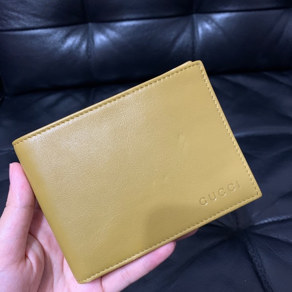 AUTHENTIC NEW GUCCI Men's Leather  Wallet - Picture 2 of 8